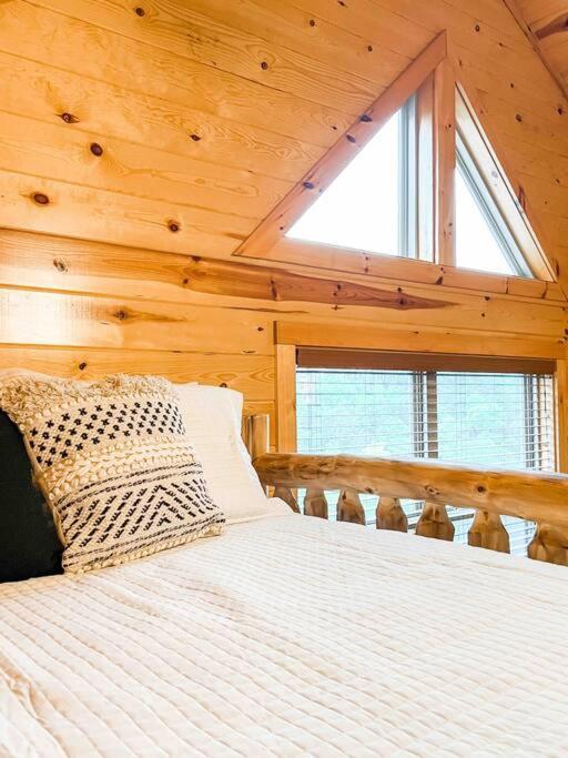 Indoor Heated Pool Hot Tub Cabin Sevierville Bagian luar foto