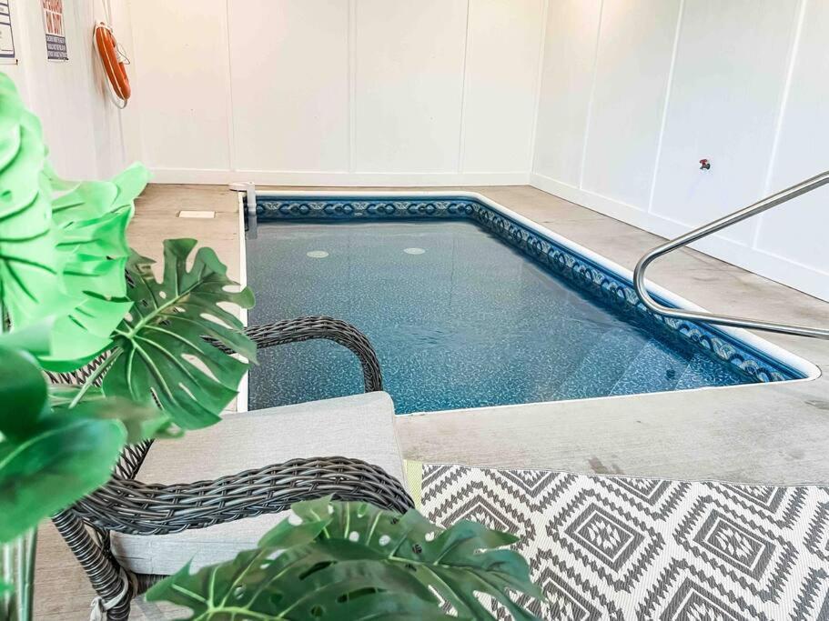 Indoor Heated Pool Hot Tub Cabin Sevierville Bagian luar foto