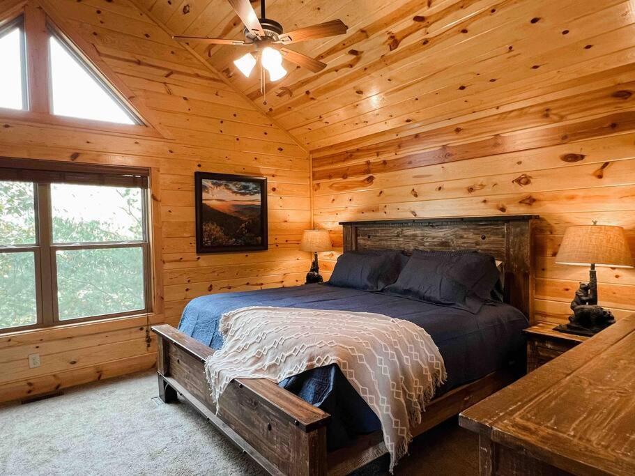 Indoor Heated Pool Hot Tub Cabin Sevierville Bagian luar foto