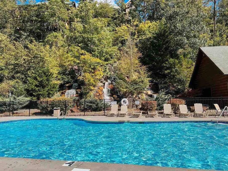 Indoor Heated Pool Hot Tub Cabin Sevierville Bagian luar foto