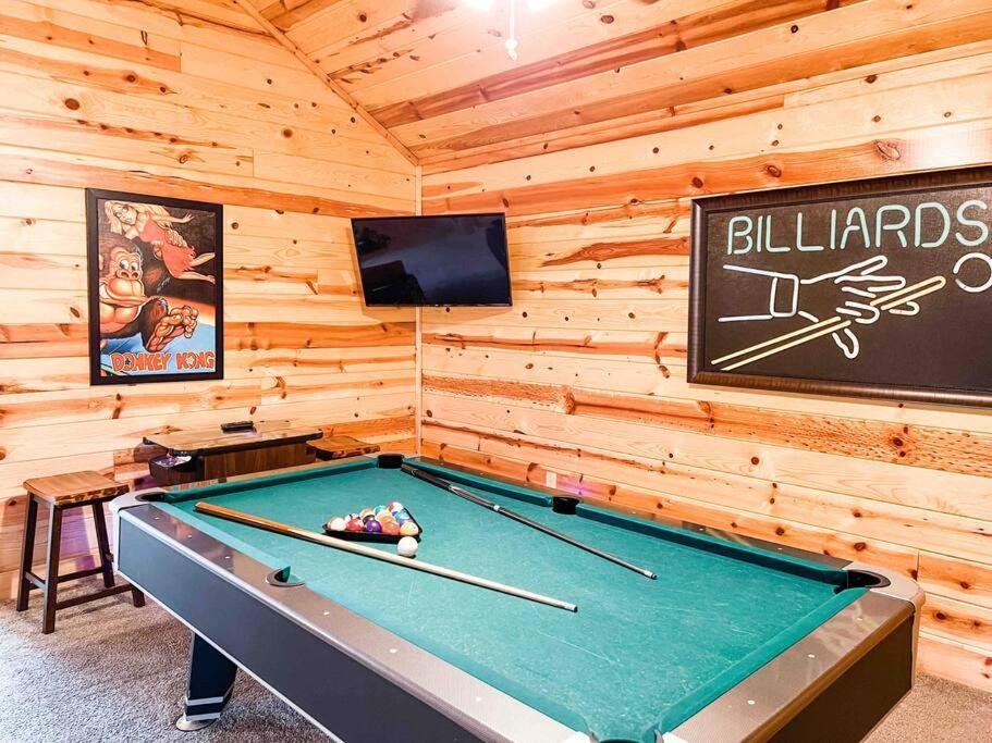 Indoor Heated Pool Hot Tub Cabin Sevierville Bagian luar foto